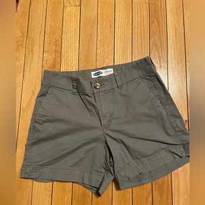 light gray shorts